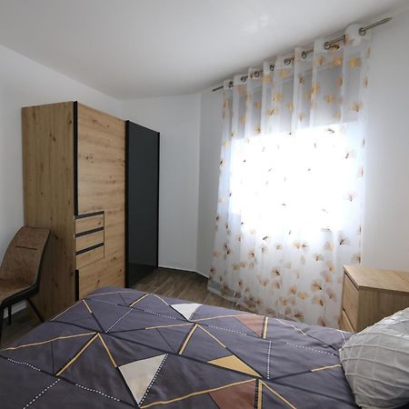 Apartments Mirjana Сило Экстерьер фото