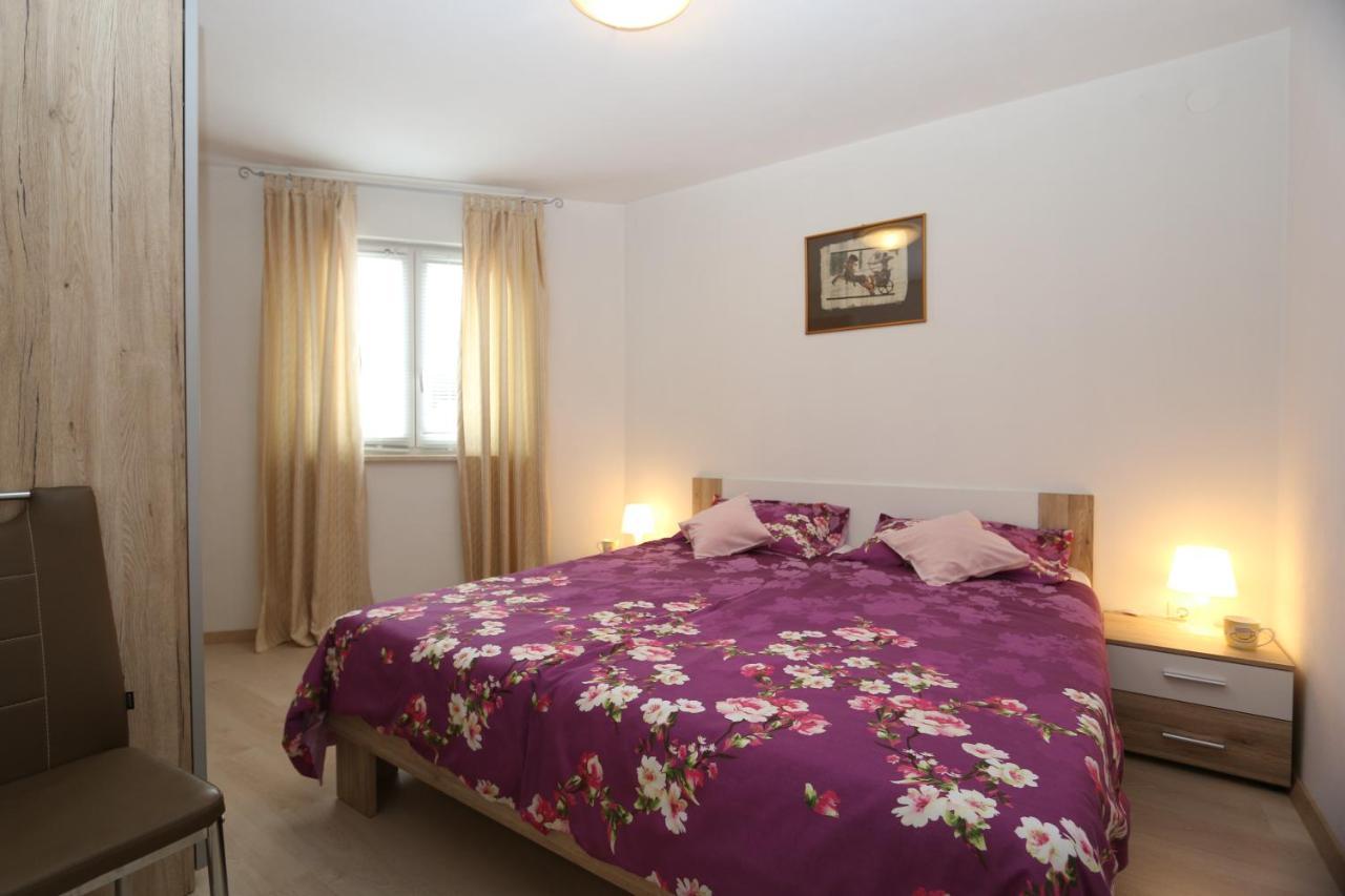 Apartments Mirjana Сило Экстерьер фото