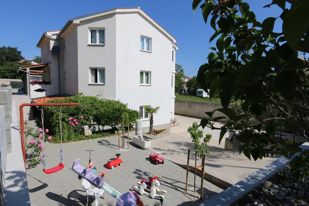 Apartments Mirjana Сило Экстерьер фото