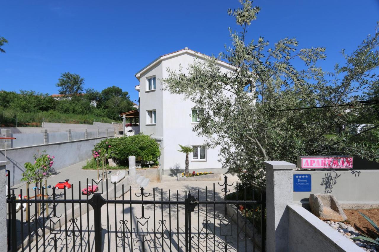 Apartments Mirjana Сило Экстерьер фото