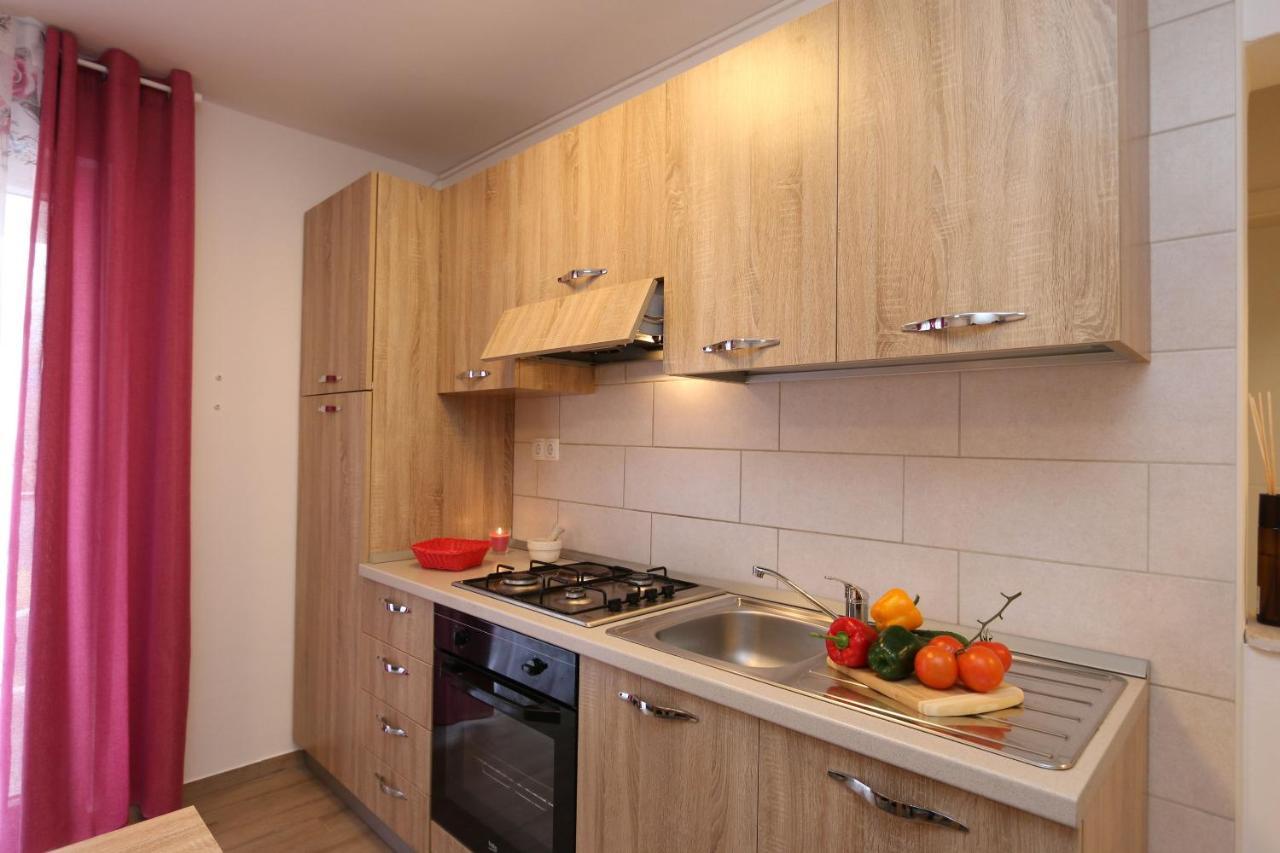 Apartments Mirjana Сило Экстерьер фото