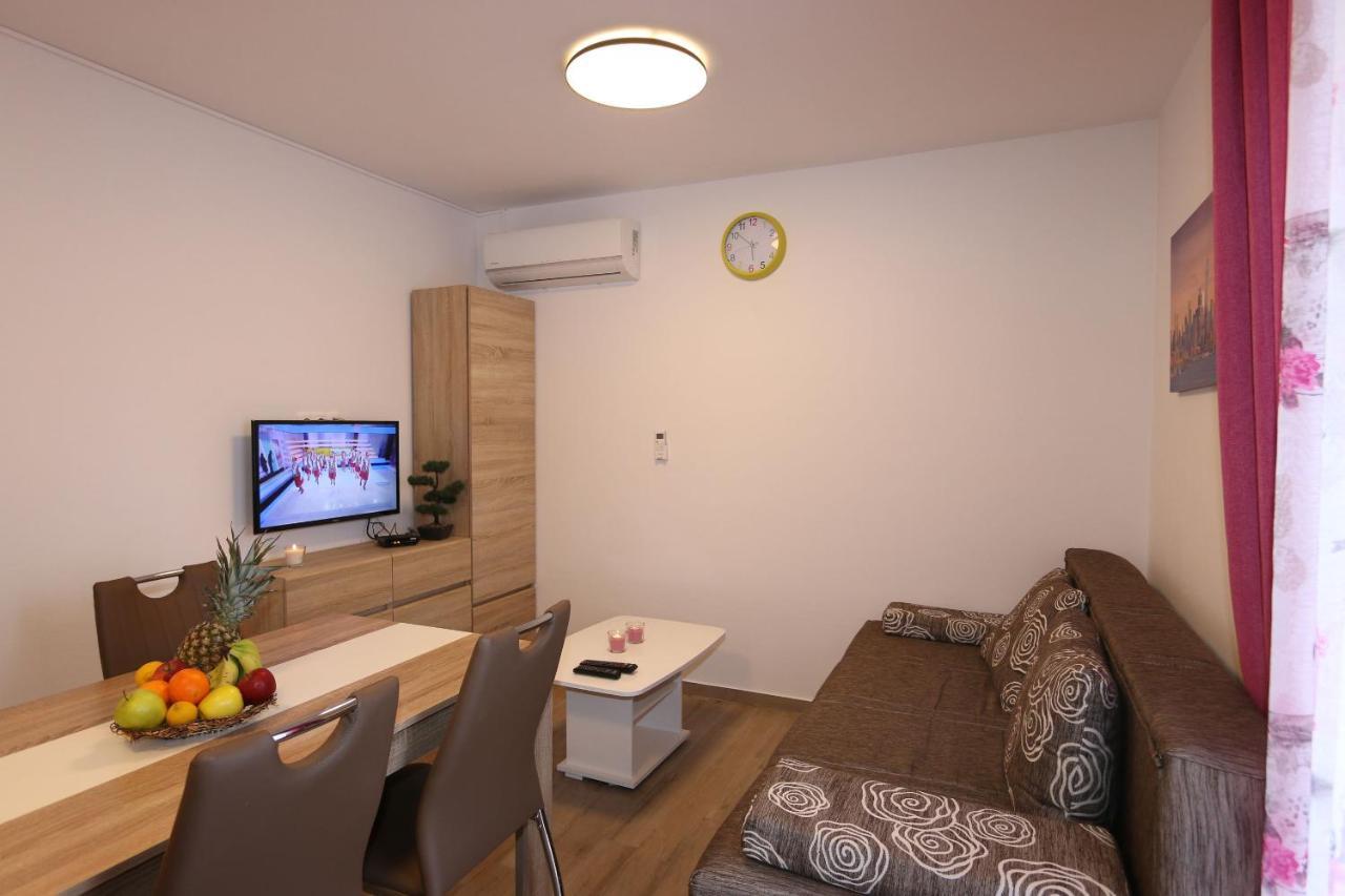 Apartments Mirjana Сило Экстерьер фото